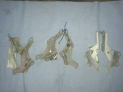 Крепление капота. Toyota Corolla, AE114, WZE110, CE113, AE112, CDE110, AE110, ZZE110, ZZE112, EE111, AE115, CE110, CE114, CE116, AE111, ZZE111, EE110...