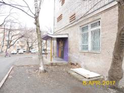 Сдается в аренду помещение в Артеме, 142,7 кв. м. 142 кв. м., улица Фрунзе 14, р-н Фабрика Пианино. Дом снаружи