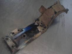 Балка под кпп. Suzuki X-90, LB11S Suzuki Escudo, TA01V, TD01W, TA01R, TA01W