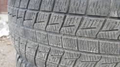 Bridgestone Blizzak Revo1. Зимние, без шипов, износ: 50%, 2 шт