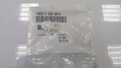 Клипса изолятора капота. Honda: Civic, Zest, Mobilio Spike, Civic Ferio, Stepwgn, Life, Mobilio, CR-V Двигатели: D16W8, D16V2, D17A9, D15Y4, D15Y2, D1...