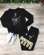 Костюмы спортивные. 44