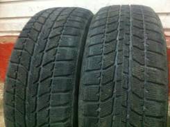 Bridgestone Blizzak WS-70. Зимние, без шипов, 2012 год, износ: 50%, 2 шт