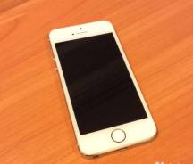 Apple iPhone 5s 16Gb. Б/у
