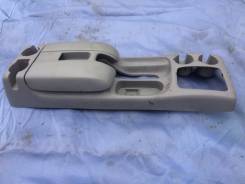 Крышка бардачка. Mazda Bongo Friendee, SGE3, SGLW, SG5W, SGEW, SGLR, SGL5, SGL3 Двигатели: FEE, J5D, WLT