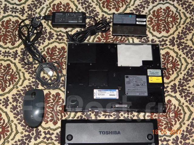 Toshiba Dynabook SS. WiFi: 1, Bluetooth: 1 ����