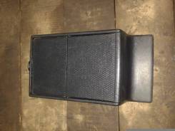 Бардачок. Toyota Wish, ZNE10G, ANE11, ZNE10, ANE10 Двигатели: 1ZZFE, 1AZFSE, 1AZFE