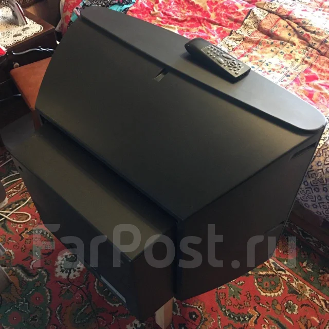 Thomson. CRT (���) ����