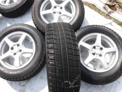 Bridgestone ST30. Зимние, без шипов, 2011 год, износ: 5%, 4 шт
