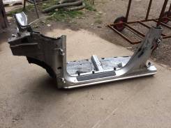 Стойка кузова. Toyota Prius, NHW20