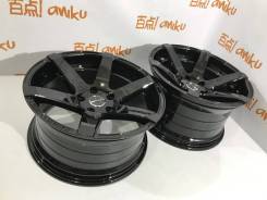Shogun. 8.5/9.5x17, 5x114.30, ET20/15, ЦО 73,1 мм.