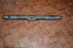 Накладка крышки багажника. Toyota Mark II Wagon Blit, GX110, JZX110, GX115, JZX115 Toyota Mark II, GX110 Двигатели: 1JZFSE, 1JZGTE, 1JZGE, 1GFE