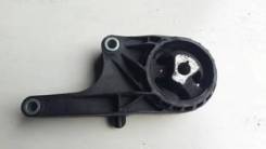 Подушка двигателя. Chevrolet Orlando Chevrolet Cruze Двигатели: LAF, LDE, LEA, LHD, LLW, LNP, LUJ, LVL, LVM, LXT, L2W, LDD, LFH, LKR, LUD, LUW, LXV