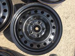 Nissan. 5.5x15, 5x114.30, ET40, ЦО 66,1 мм.