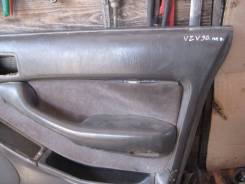 Обшивка двери. Toyota Camry Prominent, VZV30