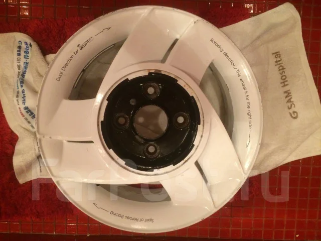 Spirit Racing. 6.0x14", 4x114.3, ET21 ����