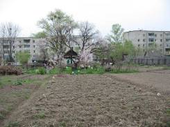Продается участок с домом в центре Лесозаводска. 2 500 кв. м., собственность, электричество, от частного лица (собственник)