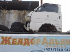 Кабина. Nissan Vanette, SE28T Mazda Bongo, SE28T Двигатель R2