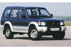 Стекло лобовое Mitsubishi Pajero / Montero, переднее