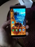 ZTE Axon Mini. �����
