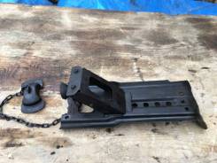 Крепление запасного колеса. Opel Frontera Isuzu Wizard, UES25FW, UER25FW, UES73FW, VER25FW Двигатели: 6VD1, 4JX1