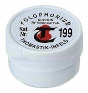 Скрипки.