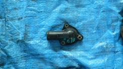 Корпус термостата. Nissan: Bluebird, Wingroad, Primera Camino, Avenir, Primera, Pulsar, Sunny, Almera, Bluebird Sylphy, Tino, Expert, Sentra, AD Двига...