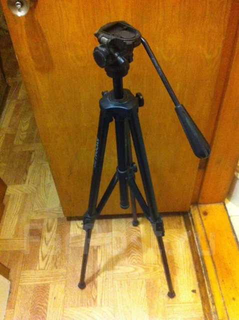 Panasonic NV-GS250. ����� 4-� ��, � ���������� ����