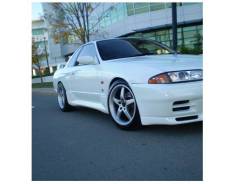 Bridgestone. 8.5/9.5x17, 5x114.30, ET30/47