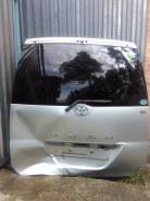 Дверь багажника. Toyota Voxy Toyota Noah