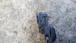Педаль газа. Volkswagen Passat, 3B2, 3B3, 3B5, 3B6 Audi: A6 allroad quattro, S6, RS6, A4, A6, S4 Skoda Superb Двигатели: 1Z, ACK, ADP, ADR, AEB, AEG...