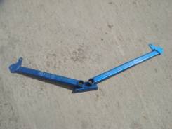 Распорка. Toyota Noah, AZR60, AZR60G, AZR65, AZR65G Toyota Voxy, AZR60, AZR60G, AZR65, AZR65G