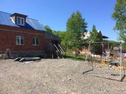 Продам дом с земельным участком в черте города. Улица Суханова 48, р-н Перекрёсток Суханова-Сиреневая, площадь дома 102 кв. м., централизованный водоп...