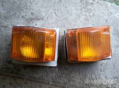 Поворотник. Isuzu Elf