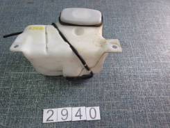 Бачок стеклоомывателя. Toyota Hiace, KZH106W, RZH125, RZH155, LH164, RZH112, LH172, LH104, RZH104, RZH103, RZH109, LH118, LH113, LH176, LH108, RZH113...