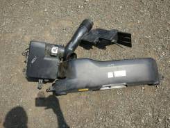 Корпус воздушного фильтра. Toyota: Corolla Verso, Ipsum, Yaris, WiLL Cypha, Noah, RAV4, Sienna, IS300, Matrix, GS450H, Succeed, Vitz, Ractis, Highland...