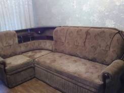 Диваны угловые.