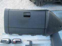 Бардачок. Toyota Cresta, JZX91, JZX90, GX51, JZX93, JZX105, JZX81, GX105, GX81, GX50, JZX100, GX71, JZX101, GX90, GX100 Toyota Mark II, JZX91E, JZX90E...