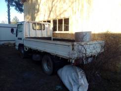 Nissan Atlas. Ниссан атлас, 4 700 куб. см., 2 500 кг.