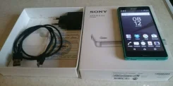 Sony Xperia Z3 Compact. �/�