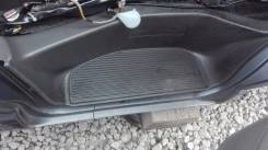 Порог пластиковый. Toyota Regius, RCH47W Двигатель 3RZFE