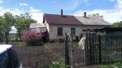 Продам половину дома на участке 10 соток. Улица Лесная 2а, р-н Автобусная остановка "Полк", площадь дома 53 кв. м., электричество 5 кВт, отопление тве...