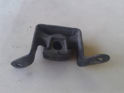 Подушка глушителя. Toyota: Corona, Caldina, Carina, Carina E, Avensis Двигатели: 3SFE, 3SFSE, 4AFE, 4SFE, 7AFE, 5EFE, 3SGE, 5AFE, 4AGE, 1ZZFE, 3ZZFE...