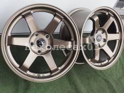 RAYS VOLK RACING TE37. 9.0x17, 5x114.30, ET35, ЦО 73,1 мм.