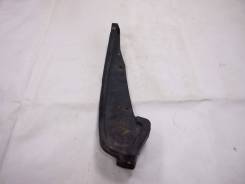 Подкрылок. Toyota Ipsum, ACM21, ACM26W, ACM26 Toyota Picnic Verso, CLM20, ACM20 Toyota Avensis Verso, ACM20, CLM20 Двигатели: 2AZFE, 1AZFE, 1CDFTV
