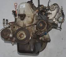 Двигатель в сборе. Honda Civic Honda Domani Двигатель D16A