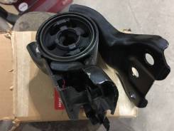 Сайлентблок подвески. Honda CR-V, RE3, RE4 Двигатели: K24Z1, K24Z4, N22A2, R20A1, R20A2, K24A