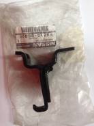 Крепление стабилизатора. Nissan Terrano Nissan King Cab Nissan Datsun Truck, FMD21, FYD21, PMD21, AMD21, QMD21, DMD21, BMD21, DYD21, QYD21 Двигатели...
