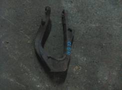 Крепление амортизатора. Honda Odyssey, DBA-RB4, DBA-RB3, DBA-RB2, DBA-RB1, UA-RB1, LA-RB2, LA-RB1, UA-RB2, ABA-RB2, ABA-RB1 Honda Elysion, DBA-RR2, DB...