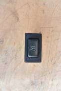 Кнопка. Toyota: Ipsum, Cynos, Yaris, Town Ace Noah, RAV4, Century, Granvia, Sienna, IS300, Dyna, Matrix, Coaster, Vitz, Lite Ace, Toyoace, T.U.V, Coro...